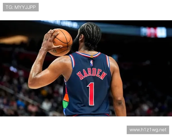 哈登这自律程度，凌晨四点健身房打卡比闹钟还准